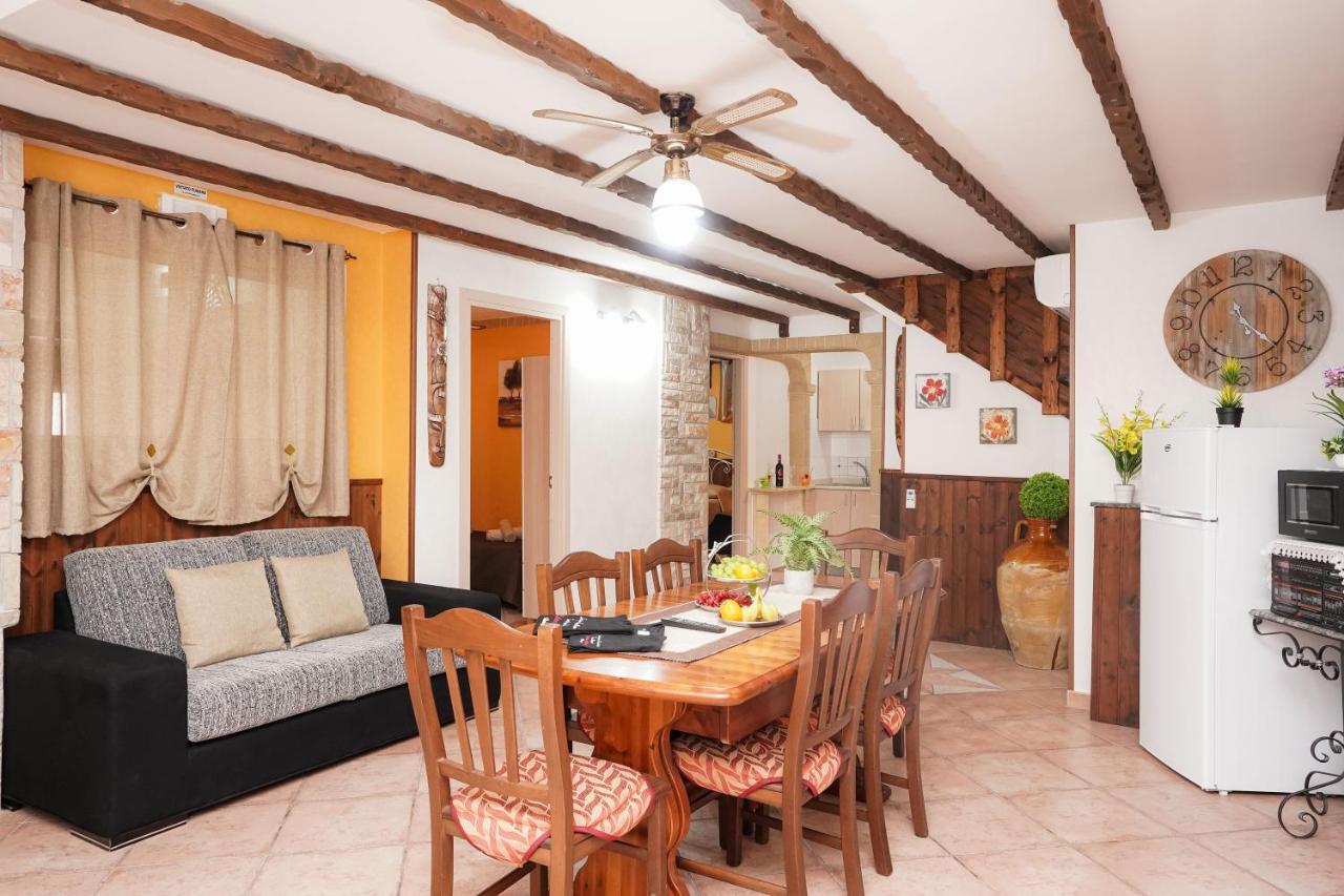 מלנדוניו Guesthouse Da Filiberto מראה חיצוני תמונה